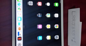 Good
													Apple iPad Pro 12.9" 2nd Gen 2017 - Verizon, Silver, 256 GB, photo 1 of 8