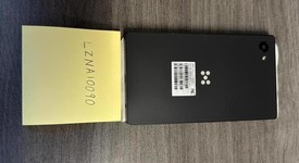 Mint
													Minimal Phone - Unlocked, Onyx, 128 GB, 6 GB, photo 3 of 7