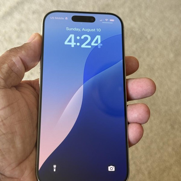 Apple iPhone 16 Pro - Unlocked, 128 GB, White, A3083