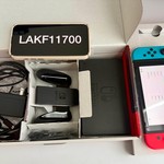 Mint Nintendo Switch - 32 GB, Red & Blue