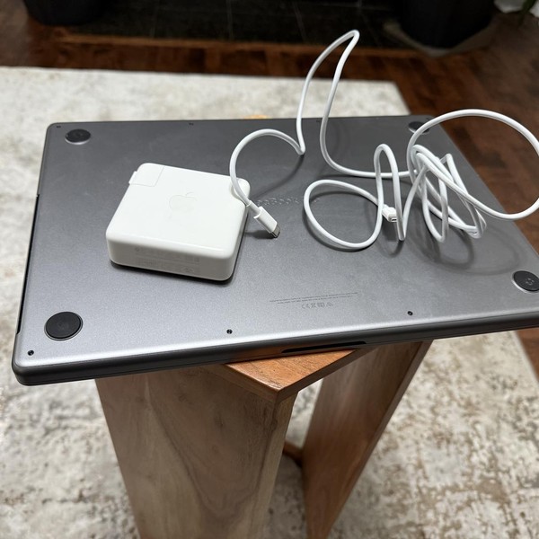 MacBook Pro 2021 - 16 inch - 512 GB, Gray, 32 GB, Apple M1 Pro 10-core