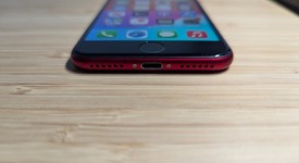 Good
													Apple iPhone SE 3rd Gen 2022 - Unlocked, Red, 64 GB, A2595, photo 3 of 14