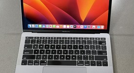 Good
													MacBook Pro 2017 (No Touch Bar) - 13" - I5, Gray, 512 GB, 16 GB, photo 3 of 16