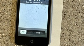 Good
													Apple iPod Touch 2nd Gen - Wi-Fi, Black, 8 GB, photo 1 of 6
