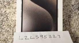 Mint
													Apple iPhone 15 Pro - Unlocked, Natural, 256 GB, A2848, photo 2 of 11