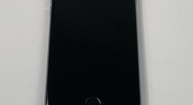 Mint
													Apple iPhone 6S - Unlocked, Grey, 32 GB, A1633, photo 2 of 6