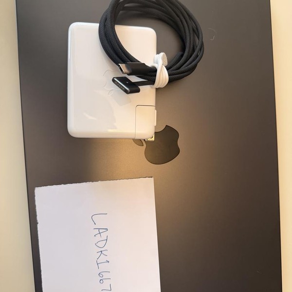 MacBook Pro 2024 - 16 inch - 512 GB, Space Black, 24 GB, Apple M4 Pro 14-core