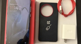 Mint
													OnePlus 13 - Unlocked, Midnight Ocean, 512 GB, 16 GB, photo 1 of 11