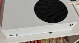 Mint
													Xbox Series S (2020) - White, 512 GB, photo 3 of 9