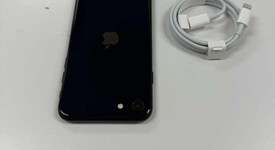 Mint
													Apple iPhone SE 3rd Gen 2022 - Unlocked, Midnight, 64 GB, A2595, photo 5 of 7