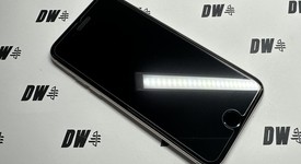 Mint
													Apple iPhone SE 3rd Gen 2022 - Unlocked, Starlight, 64 GB, A2595, photo 1 of 5