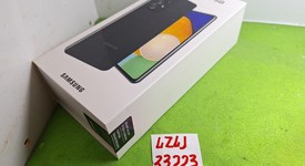 New
													Samsung Galaxy A52 5G - Unlocked, Black, 128 GB, 6 GB, photo 1 of 3