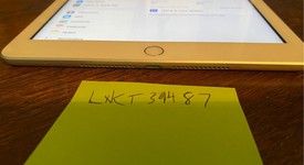 Good
													Apple iPad 6th Gen - Wi-Fi, Silver, 32 GB, A1893, photo 1 of 6