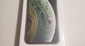New
													Apple iPhone Xs - Unlocked, Silver, 512 GB, A1920, photo 1 of 5
