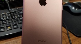 Good
													Apple iPhone 7 - Unlocked, Rose Gold, 128 GB, A1778, GSM, photo 3 of 8