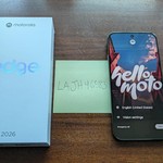Good Motorola Edge (2026) - Unlocked, PANTONE Martini Olive, 128 GB