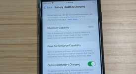 Good
													Apple iPhone SE 3rd Gen 2022 - Unlocked, Midnight, 64 GB, A2595, photo 1 of 14