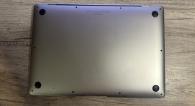 Good
													MacBook Air 2020 - 13" - I5, Gray, 256 GB, 8 GB, photo 5 of 8