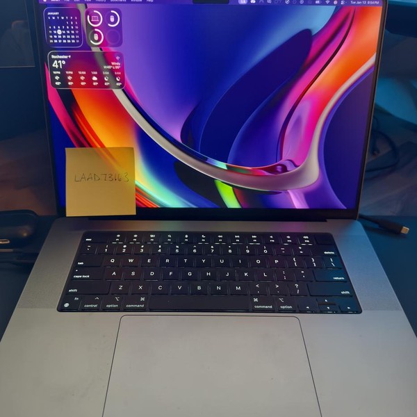 MacBook Pro 2021 - 16 inch - 512 GB, Gray, 16 GB, Apple M1 Pro 10-core