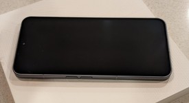 Good
													Nothing Phone (2) - Unlocked, Gray, 256 GB, 12 GB, photo 3 of 7