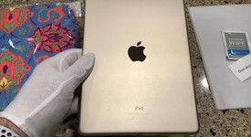 Good
													Apple iPad Pro 9.7" - Wi-Fi, Gold, 32 GB, A1673, photo 4 of 6