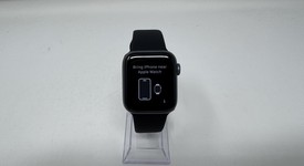 Good
													Apple Watch Series 4 40mm - Unlocked, Gray, A1975 - Cellular, Aluminum, photo 1 of 6