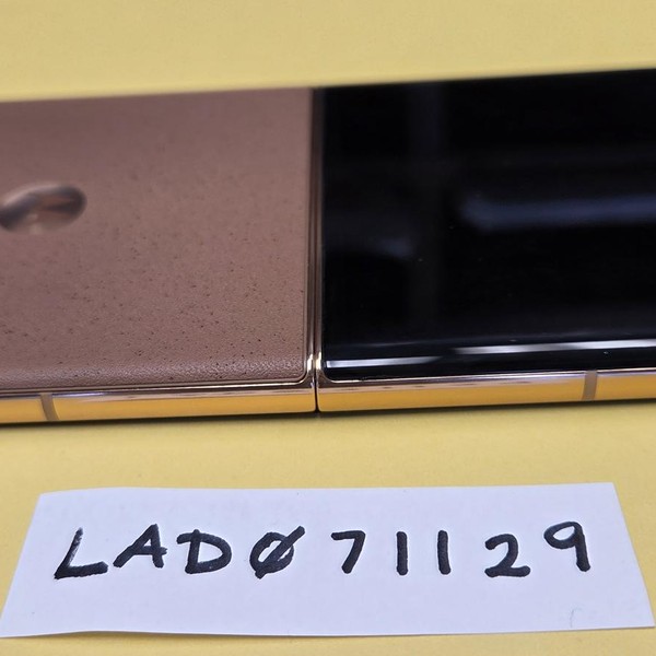 Motorola Razr Plus (2025) - T-Mobile, 256 GB, PANTONE Mocha Mousse, 12 GB