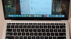 Good
													MacBook Air 2020 - 13" - I3, Silver, 256 GB, 8 GB, photo 1 of 9