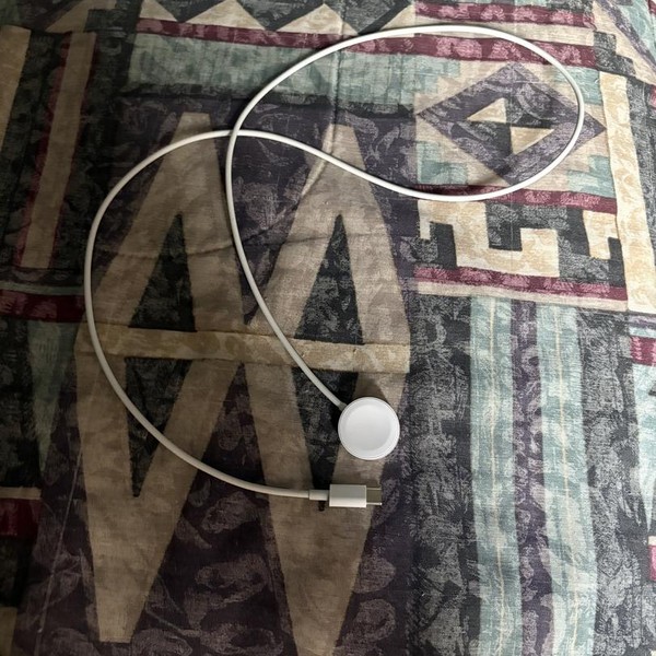 Apple Watch Series 7 45mm - Starlight, A2474 - GPS, Aluminum