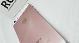 Fair
													Apple iPhone SE 1st Gen 2016 - Unlocked, Rose Gold, 64 GB, A1662, photo 5 of 7