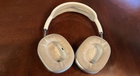 Used
													Apple AirPods Max - Silver, photo 2 of 2