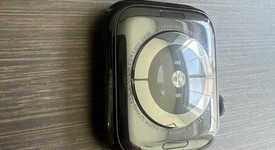 Good
													Apple Watch Series 4 44mm - Unlocked, Black, A1976 - Cellular, Stainless, photo 2 of 5