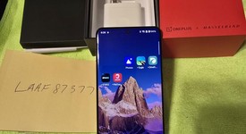 Mint
													OnePlus 13 - Unlocked, Black Eclipse, 512 GB, 16 GB, photo 1 of 6