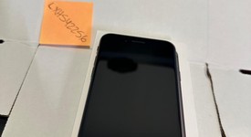 Good
													Apple iPhone SE 2nd Gen 2020 - Unlocked, Black, 64 GB, A2275, photo 2 of 3