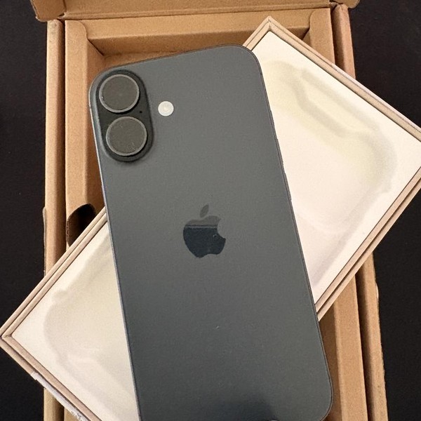 Apple iPhone 17 - Unlocked Non-US, 256 GB, Black, A3519