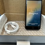 Mint Apple iPhone SE 3rd Gen 2022 - Unlocked, Midnight, 64 GB, A2595