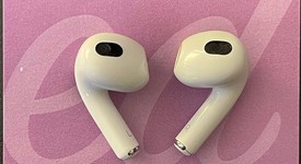 Used
													Apple AirPods 3rd Gen - MagSafe Case, photo 5 of 5