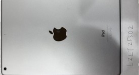 Good
													Apple iPad Air - Wi-Fi, Silver, 16 GB, photo 2 of 2