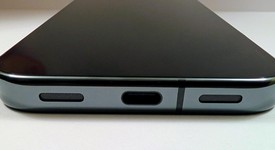 Mint
													Google Pixel 10 Pro - Unlocked, Obsidian, 128 GB, G4QUR, photo 5 of 8