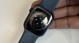 Good
													Apple Watch Series 8 45mm - Unlocked, Midnight, A2774 - Cellular, Aluminum, photo 4 of 17