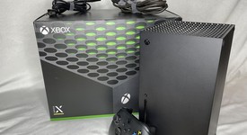 Good
													Xbox Series X (2020) - Black, 1 TB, standard, photo 2 of 12
