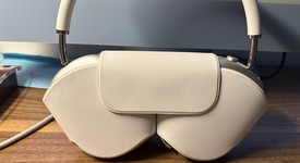 Used
													Apple AirPods Max - Silver, photo 1 of 18