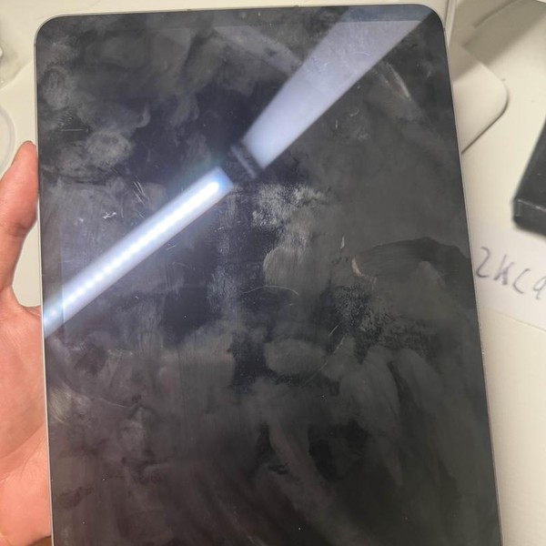 Apple iPad Pro 11 inch 3rd Gen 2021 - Unlocked, 512 GB, Gray