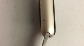 Good
													Apple Watch 1st Gen 42mm - Gold, 8 GB, A1554, Sport, photo 5 of 5