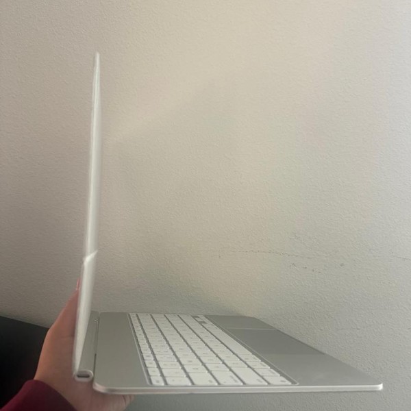 Apple Magic Keyboard for iPad Pro - White
