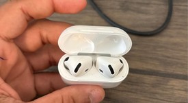 Used
													Apple AirPods 4th Gen - Standard, photo 3 of 5
