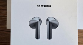 New
													Samsung Galaxy Buds3 - Silver, photo 1 of 2