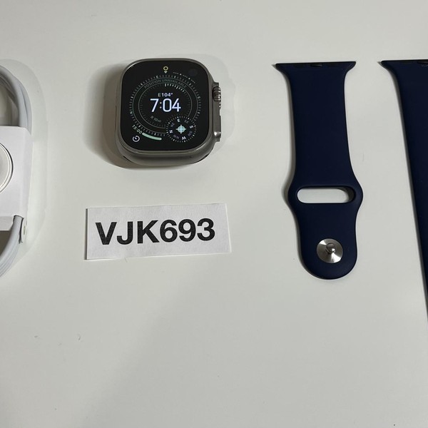 Apple Watch Ultra 49mm - Unlocked, Titanium, A2622