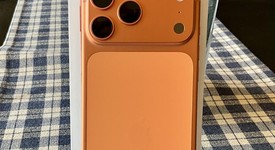 Mint
													Apple iPhone 17 Pro Max - Unlocked, Cosmic Orange, 256 GB, A3257, photo 4 of 11