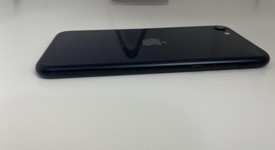 Fair
													Apple iPhone SE 3rd Gen 2022 - Unlocked, Midnight, 128 GB, A2595, photo 1 of 13